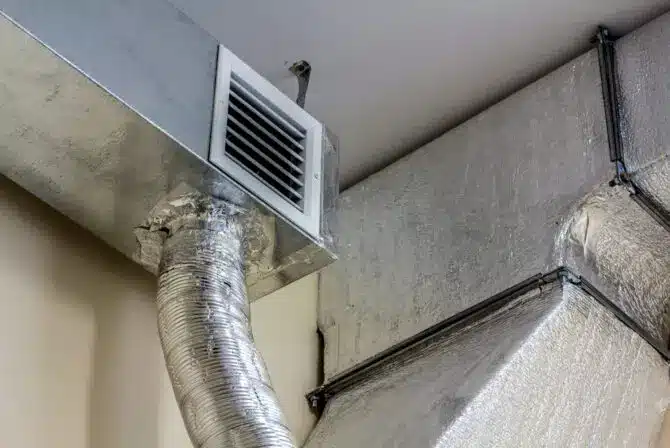 Signs Your Air Ducts Need to Be Replaced